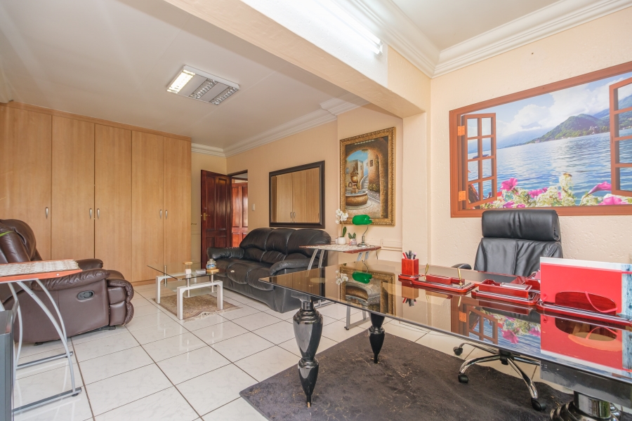 To Let 4 Bedroom Property for Rent in Noordwyk Gauteng