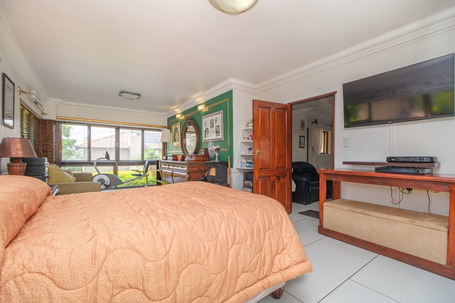 To Let 4 Bedroom Property for Rent in Noordwyk Gauteng