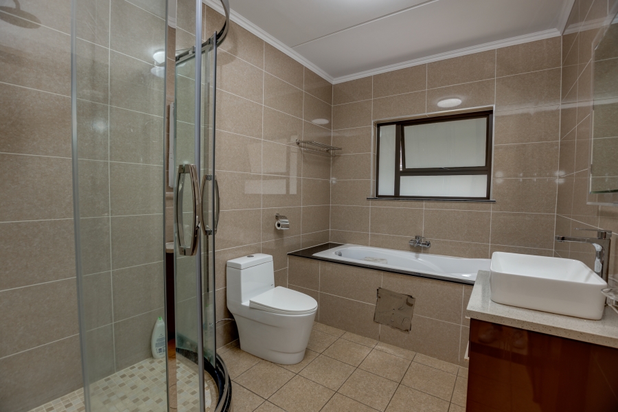 3 Bedroom Property for Sale in Fourways Gauteng
