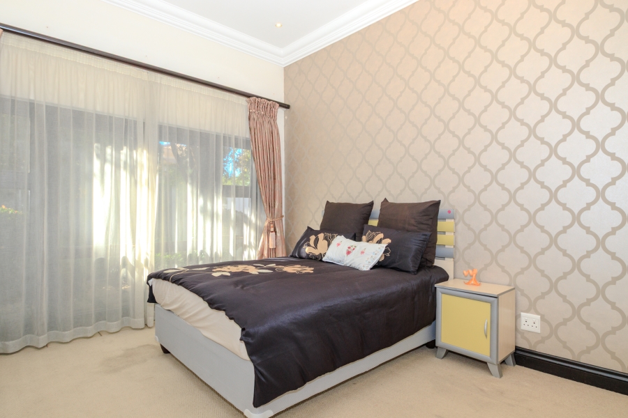 To Let 5 Bedroom Property for Rent in Dainfern Golf Estate Gauteng