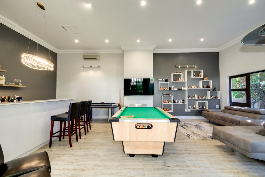 To Let 5 Bedroom Property for Rent in Dainfern Golf Estate Gauteng