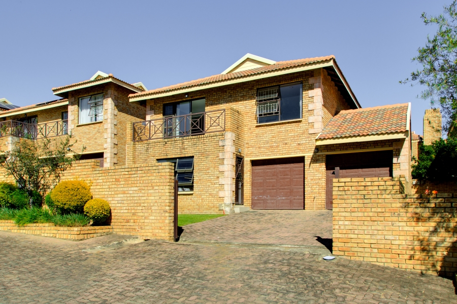 3 Bedroom Property for Sale in North Riding Gauteng