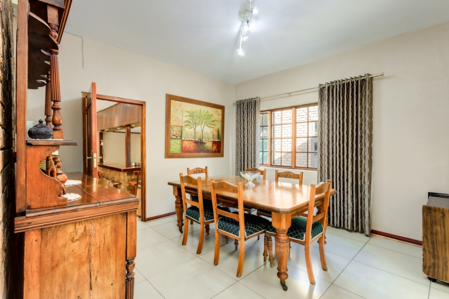 5 Bedroom Property for Sale in Fourways Gauteng