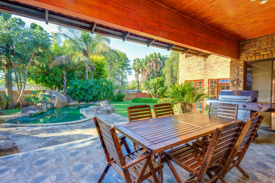 5 Bedroom Property for Sale in Fourways Gauteng