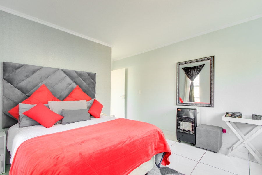 2 Bedroom Property for Sale in Craigavon Gauteng