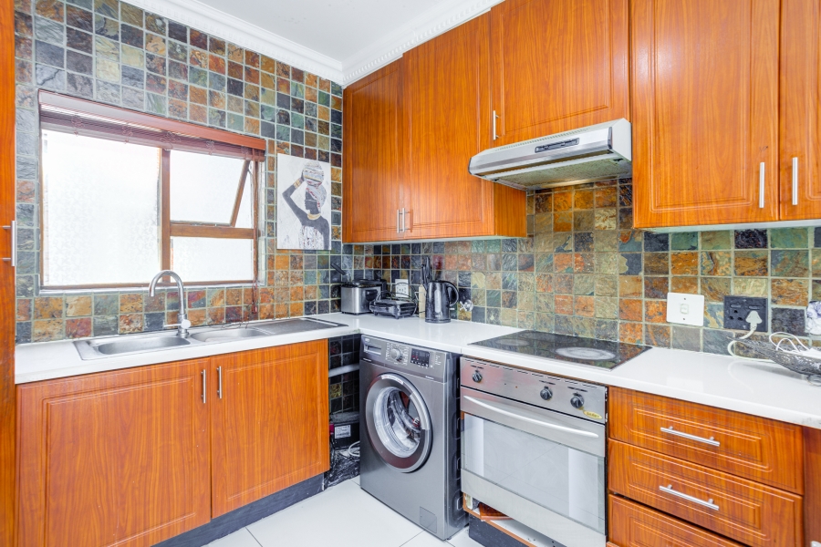 2 Bedroom Property for Sale in Pineslopes Gauteng