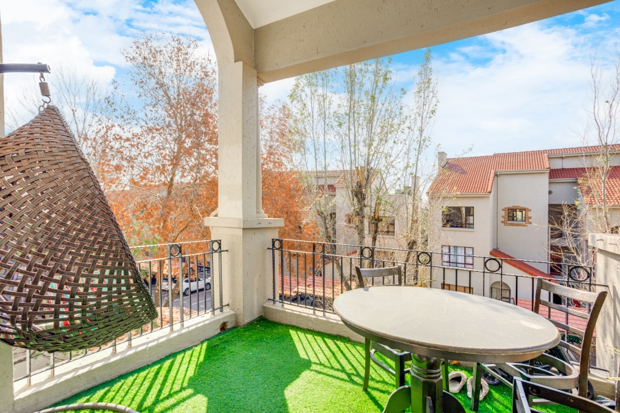 2 Bedroom Property for Sale in Pineslopes Gauteng