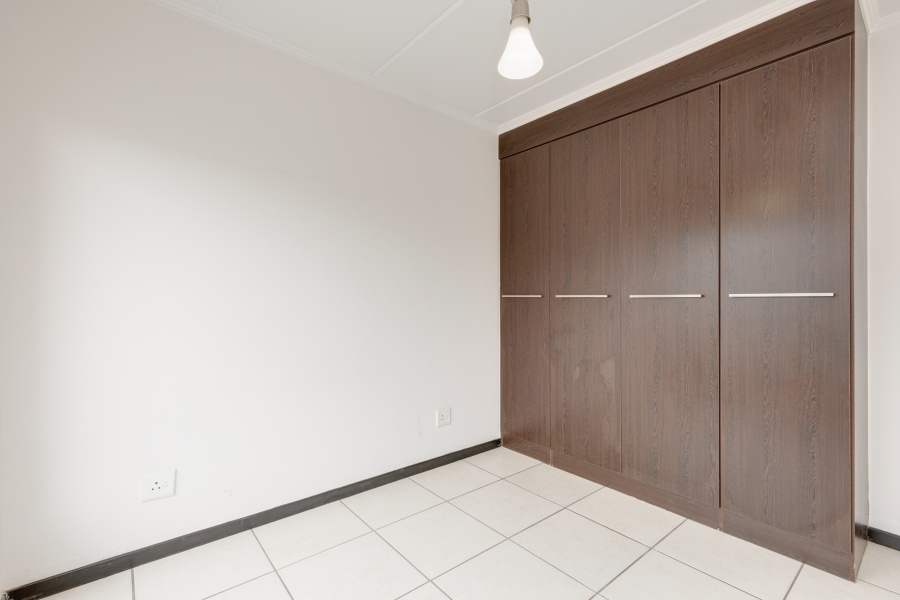 2 Bedroom Property for Sale in Douglasdale Gauteng