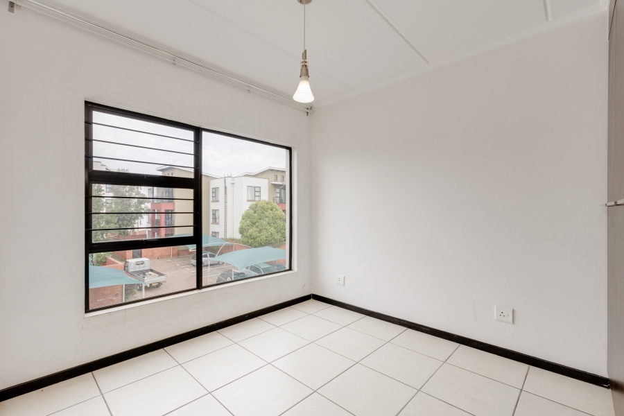 2 Bedroom Property for Sale in Douglasdale Gauteng