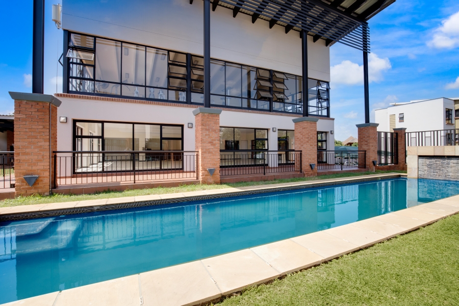 2 Bedroom Property for Sale in Douglasdale Gauteng