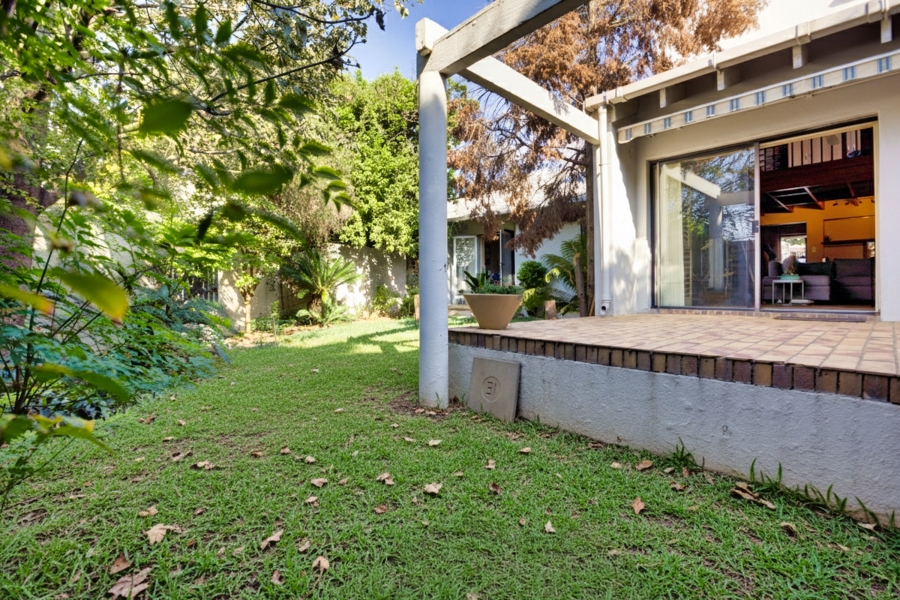 3 Bedroom Property for Sale in Lonehill Gauteng
