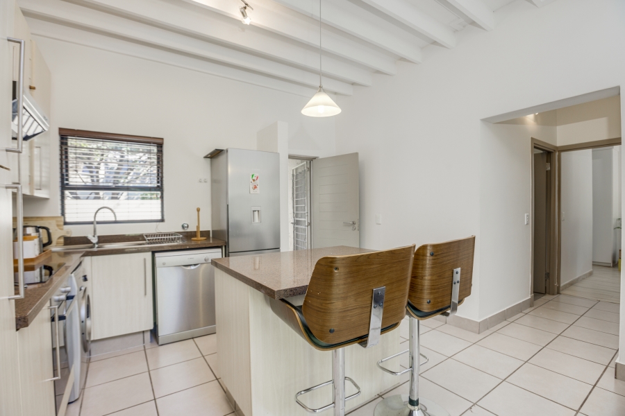 2 Bedroom Property for Sale in Lonehill Gauteng