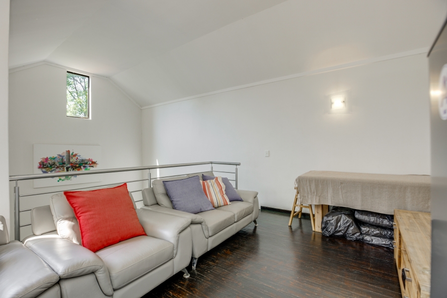 2 Bedroom Property for Sale in Lonehill Gauteng