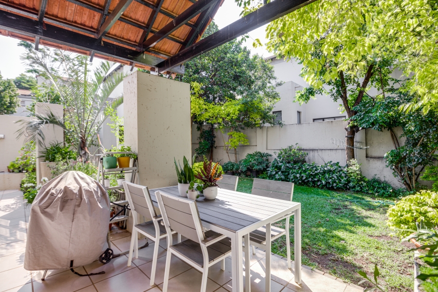 2 Bedroom Property for Sale in Lonehill Gauteng