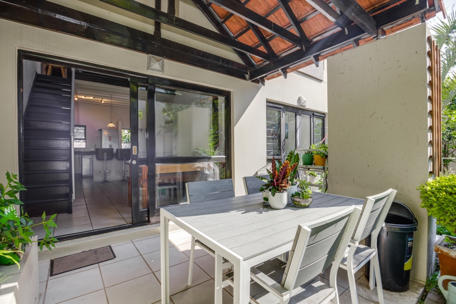 2 Bedroom Property for Sale in Lonehill Gauteng