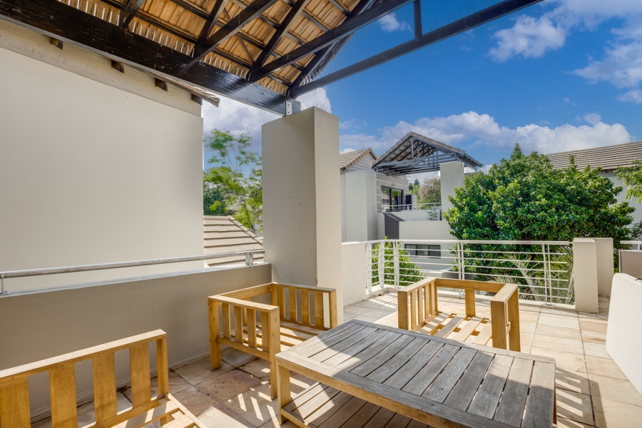 2 Bedroom Property for Sale in Lonehill Gauteng