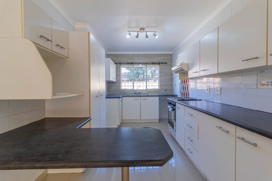 2 Bedroom Property for Sale in Glenvista Gauteng