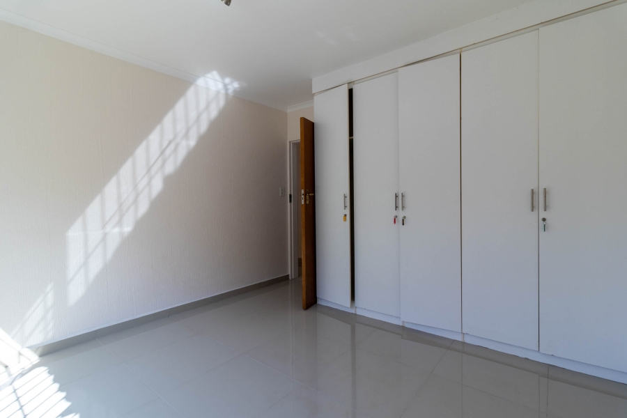 2 Bedroom Property for Sale in Glenvista Gauteng