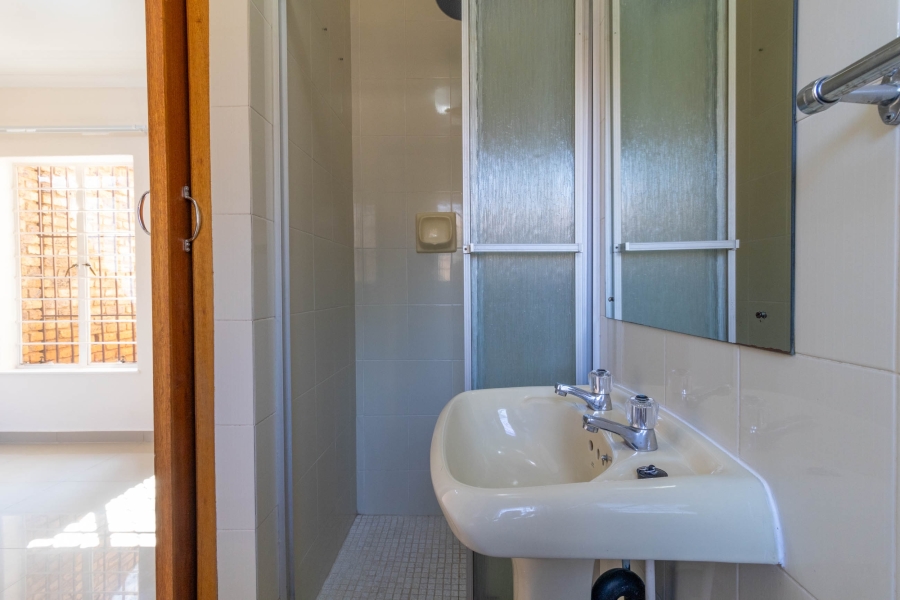 2 Bedroom Property for Sale in Glenvista Gauteng