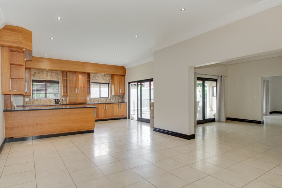 5 Bedroom Property for Sale in Dainfern Gauteng