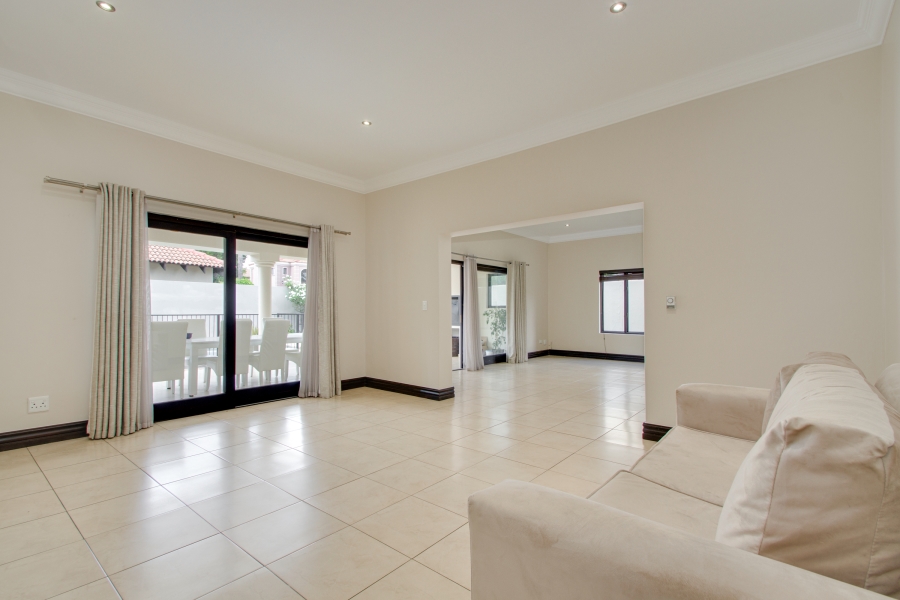 5 Bedroom Property for Sale in Dainfern Gauteng