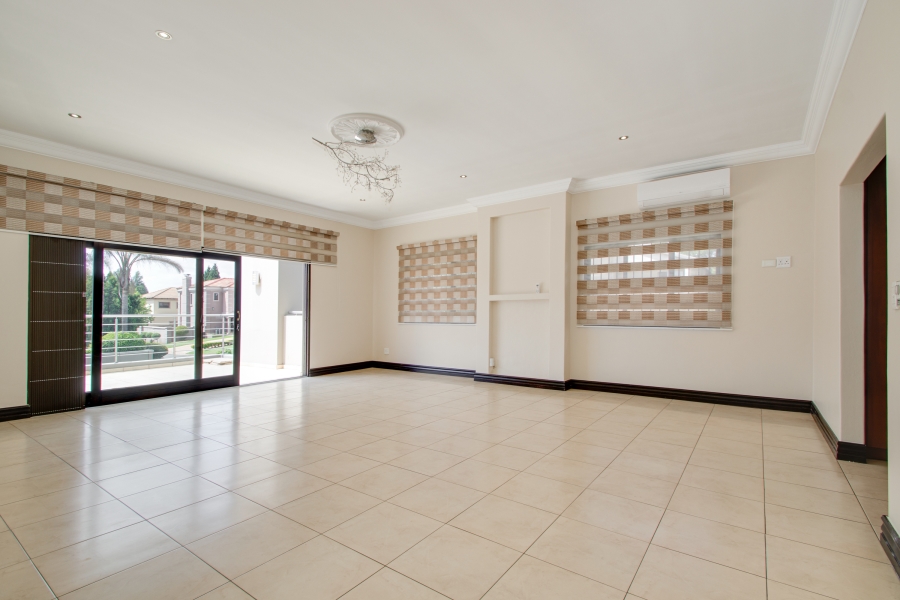 5 Bedroom Property for Sale in Dainfern Gauteng