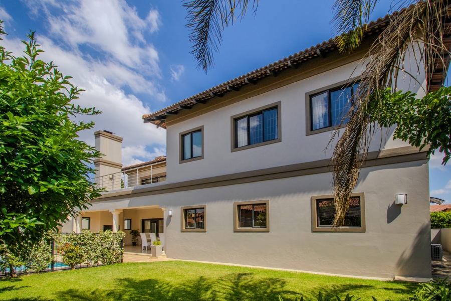 5 Bedroom Property for Sale in Dainfern Gauteng