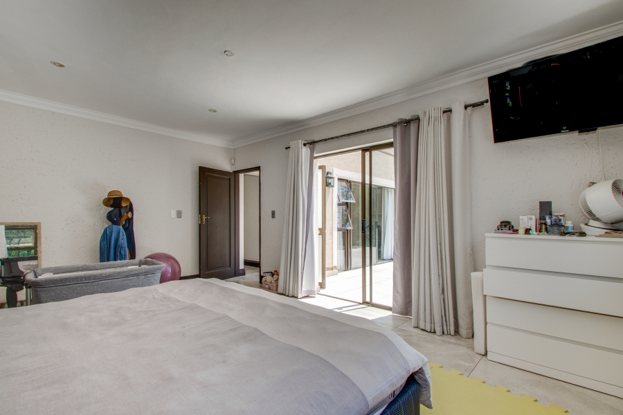 To Let 5 Bedroom Property for Rent in Dainfern Golf Estate Gauteng