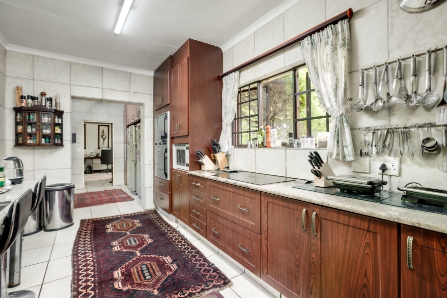 7 Bedroom Property for Sale in Bryanston Gauteng