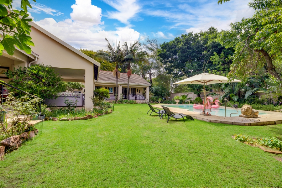 7 Bedroom Property for Sale in Bryanston Gauteng