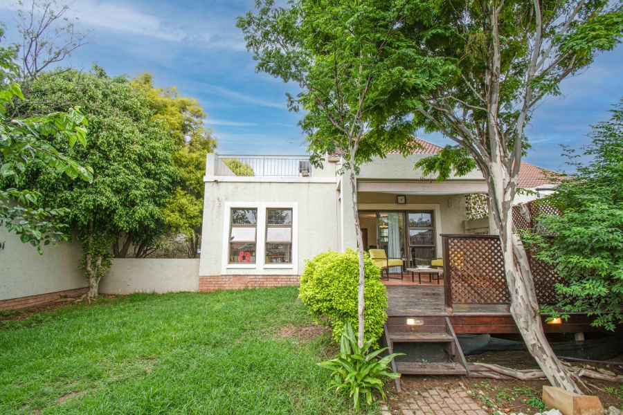 3 Bedroom Property for Sale in Broadacres Gauteng