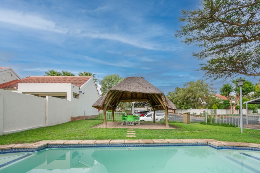 3 Bedroom Property for Sale in Broadacres Gauteng