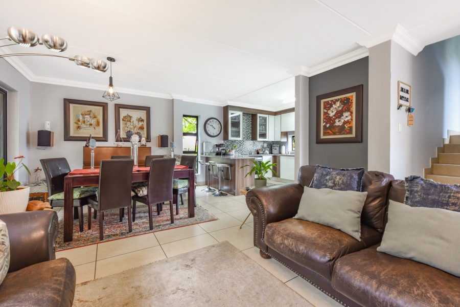 To Let 3 Bedroom Property for Rent in Broadacres Gauteng