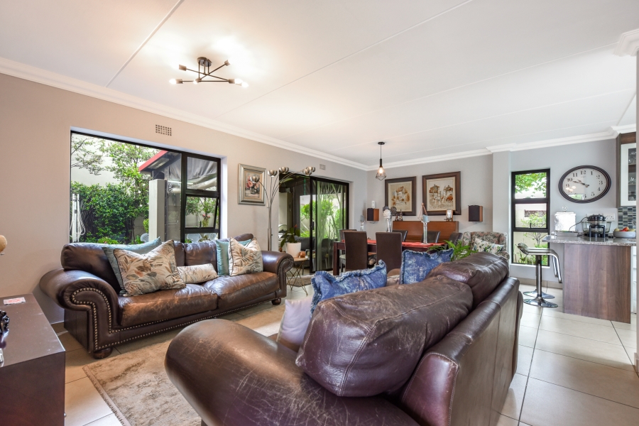 To Let 3 Bedroom Property for Rent in Broadacres Gauteng