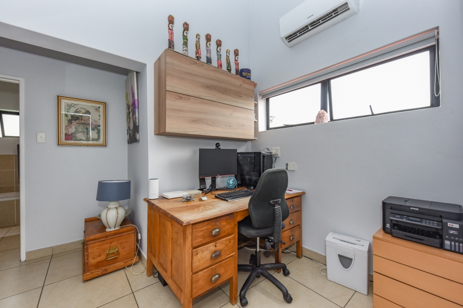 To Let 3 Bedroom Property for Rent in Broadacres Gauteng