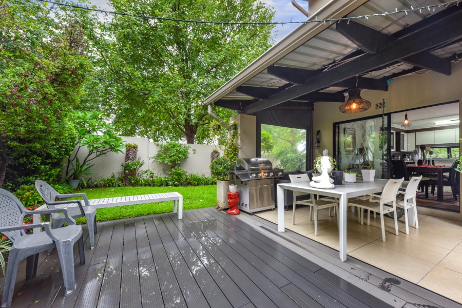 To Let 3 Bedroom Property for Rent in Broadacres Gauteng