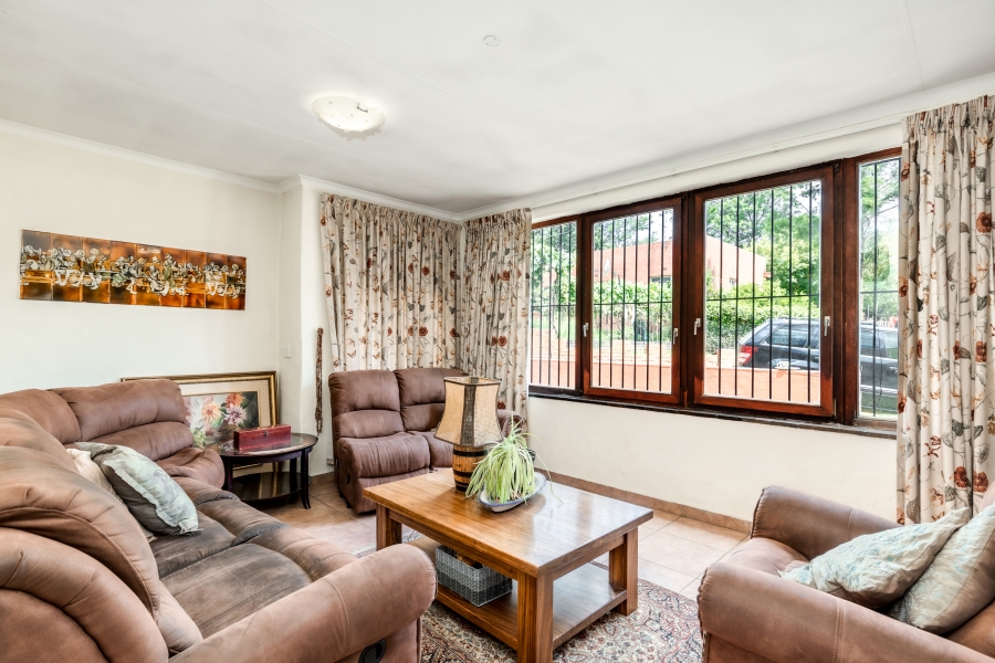 5 Bedroom Property for Sale in Chartwell Gauteng