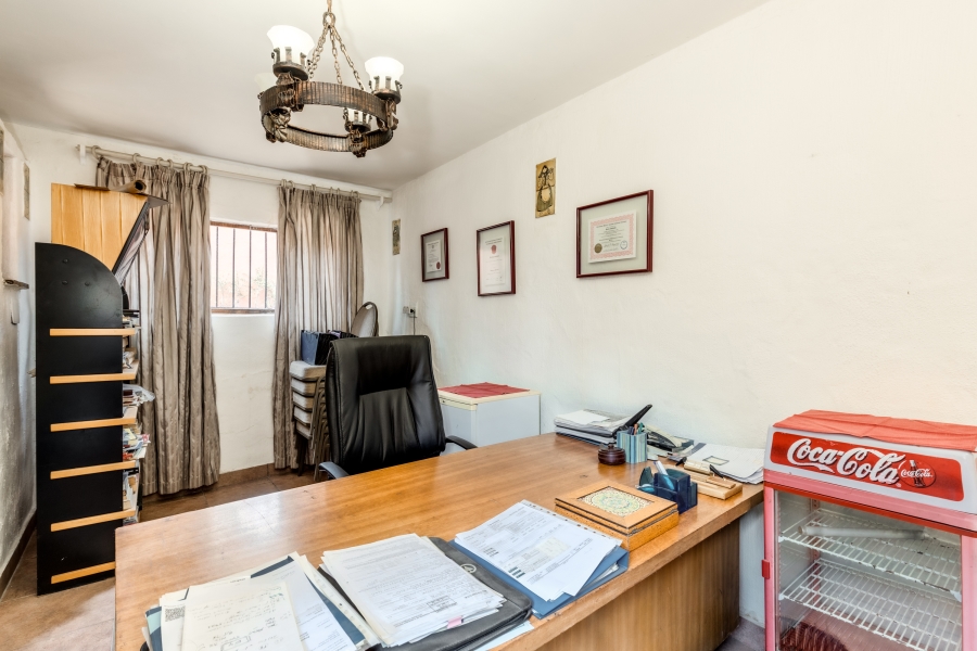 5 Bedroom Property for Sale in Chartwell Gauteng