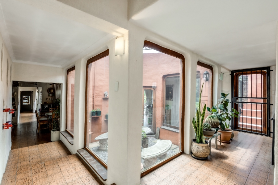 5 Bedroom Property for Sale in Chartwell Gauteng