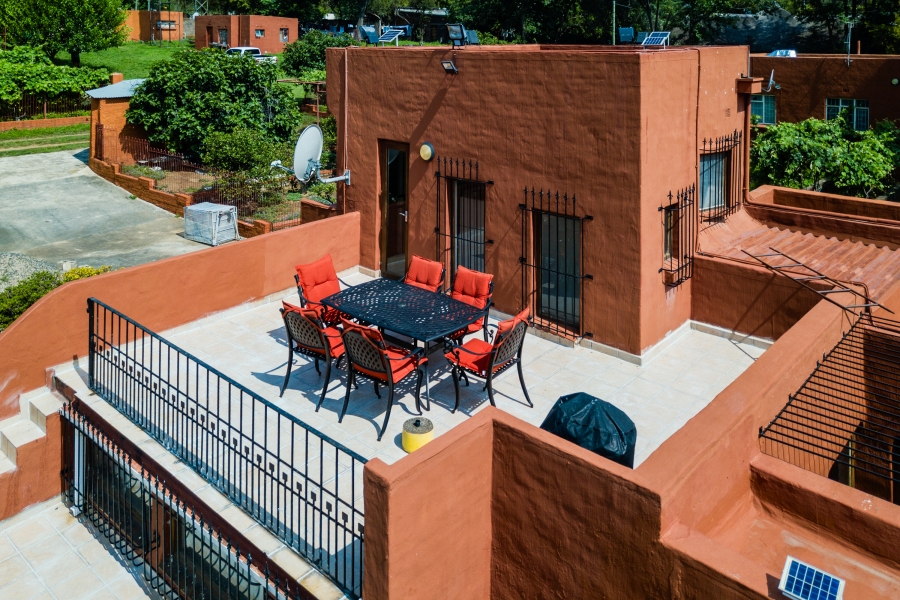 5 Bedroom Property for Sale in Chartwell Gauteng