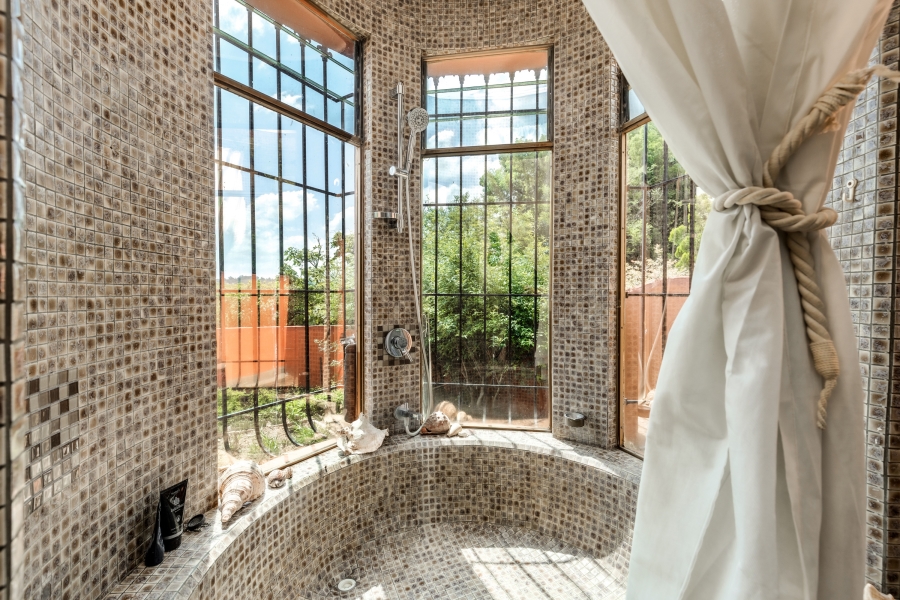 5 Bedroom Property for Sale in Chartwell Gauteng