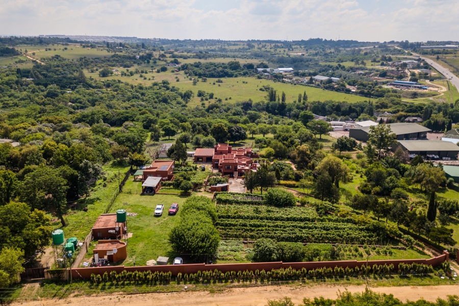 5 Bedroom Property for Sale in Chartwell Gauteng