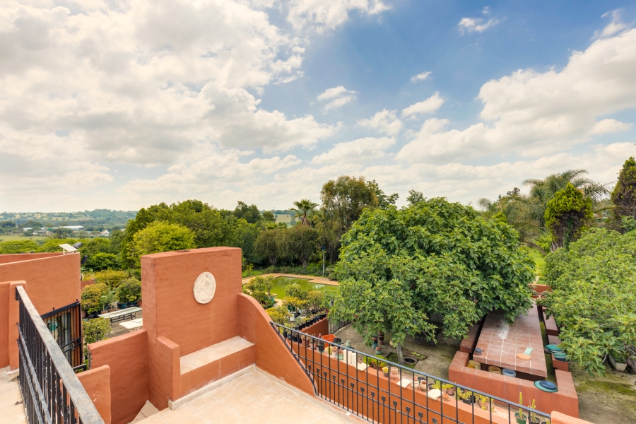 5 Bedroom Property for Sale in Chartwell Gauteng