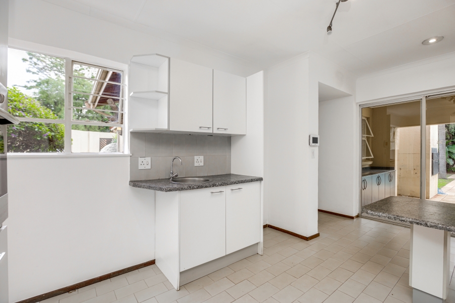 5 Bedroom Property for Sale in Lonehill Gauteng