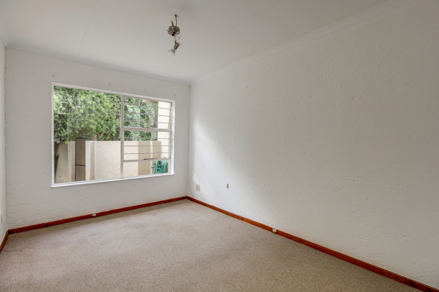 5 Bedroom Property for Sale in Lonehill Gauteng