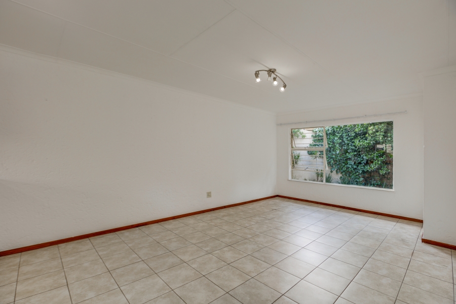 5 Bedroom Property for Sale in Lonehill Gauteng