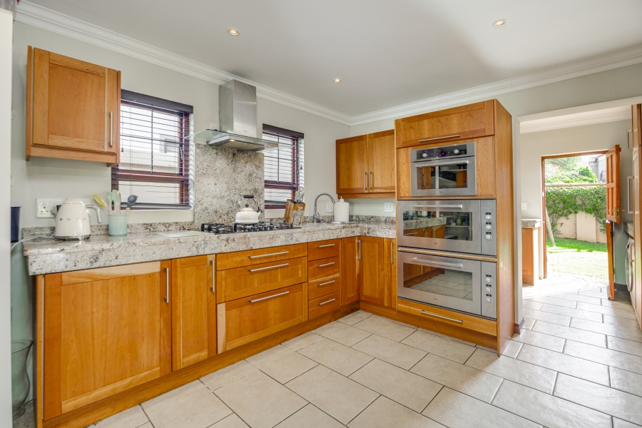 3 Bedroom Property for Sale in Broadacres Gauteng