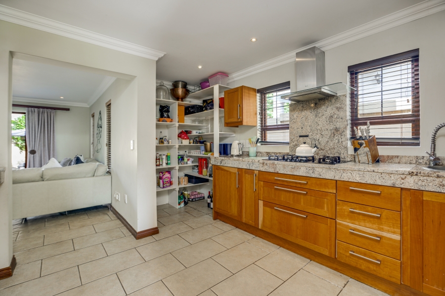 3 Bedroom Property for Sale in Broadacres Gauteng