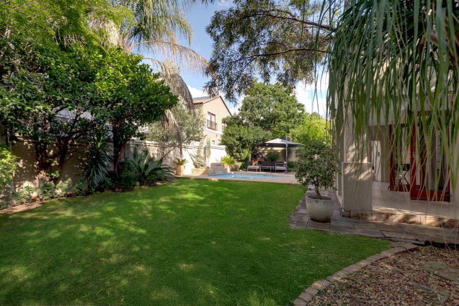 3 Bedroom Property for Sale in Broadacres Gauteng