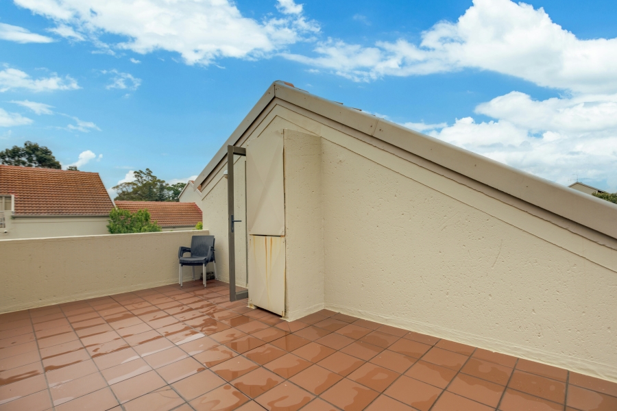 1 Bedroom Property for Sale in Paulshof Gauteng